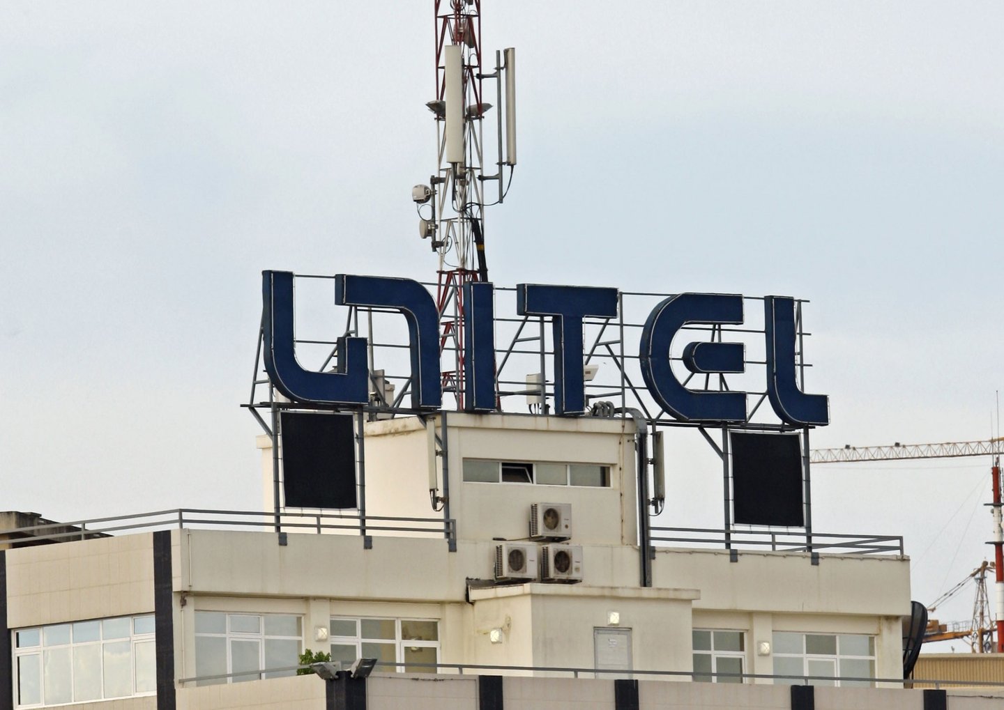 Unitel retoma comunicações globais após apagão