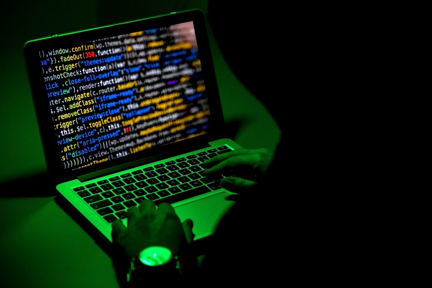 Autoridades desmantelam mais uma rede de fraudes online