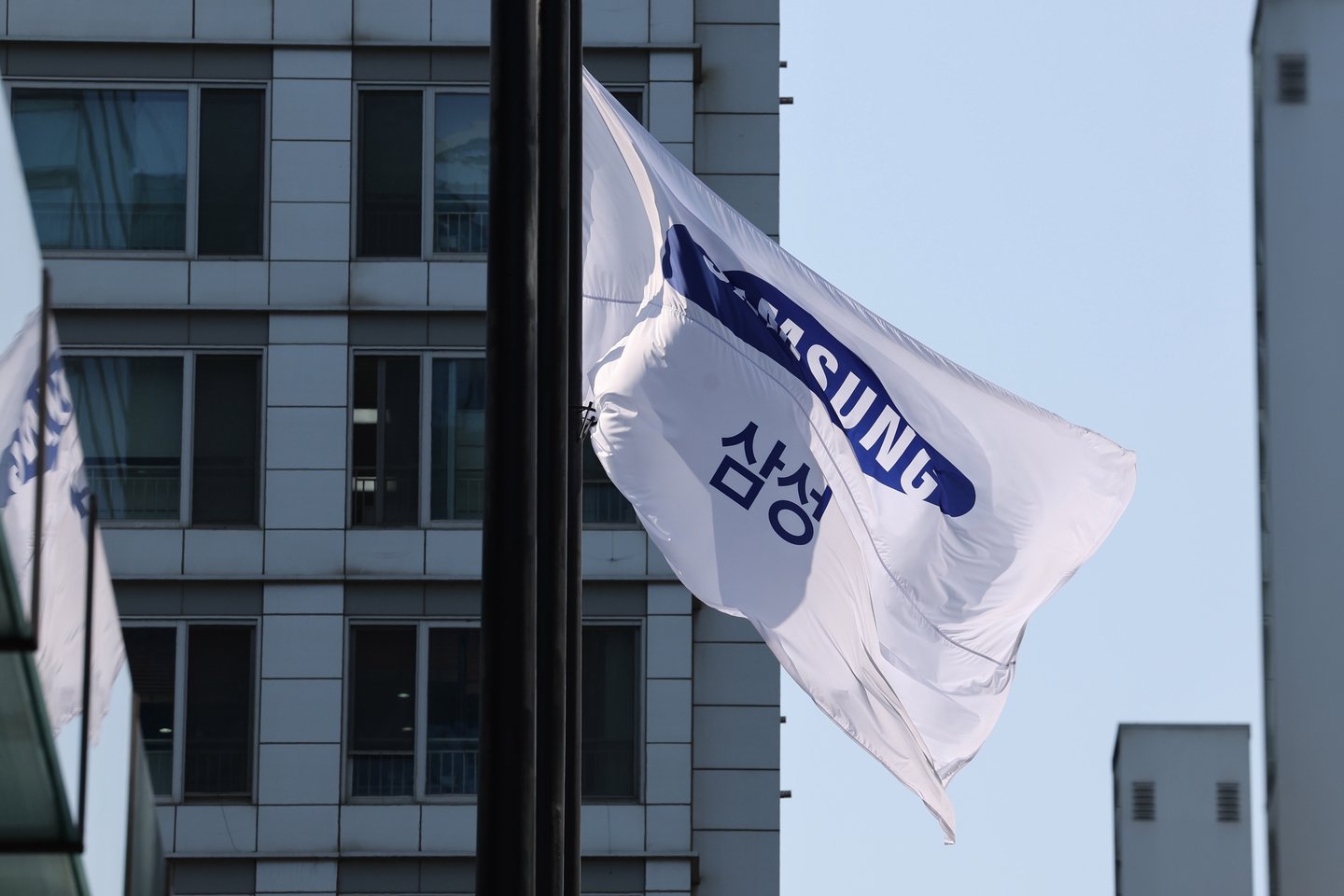 Samsung divide 68 mil milhões em dividendos pelos acionistas