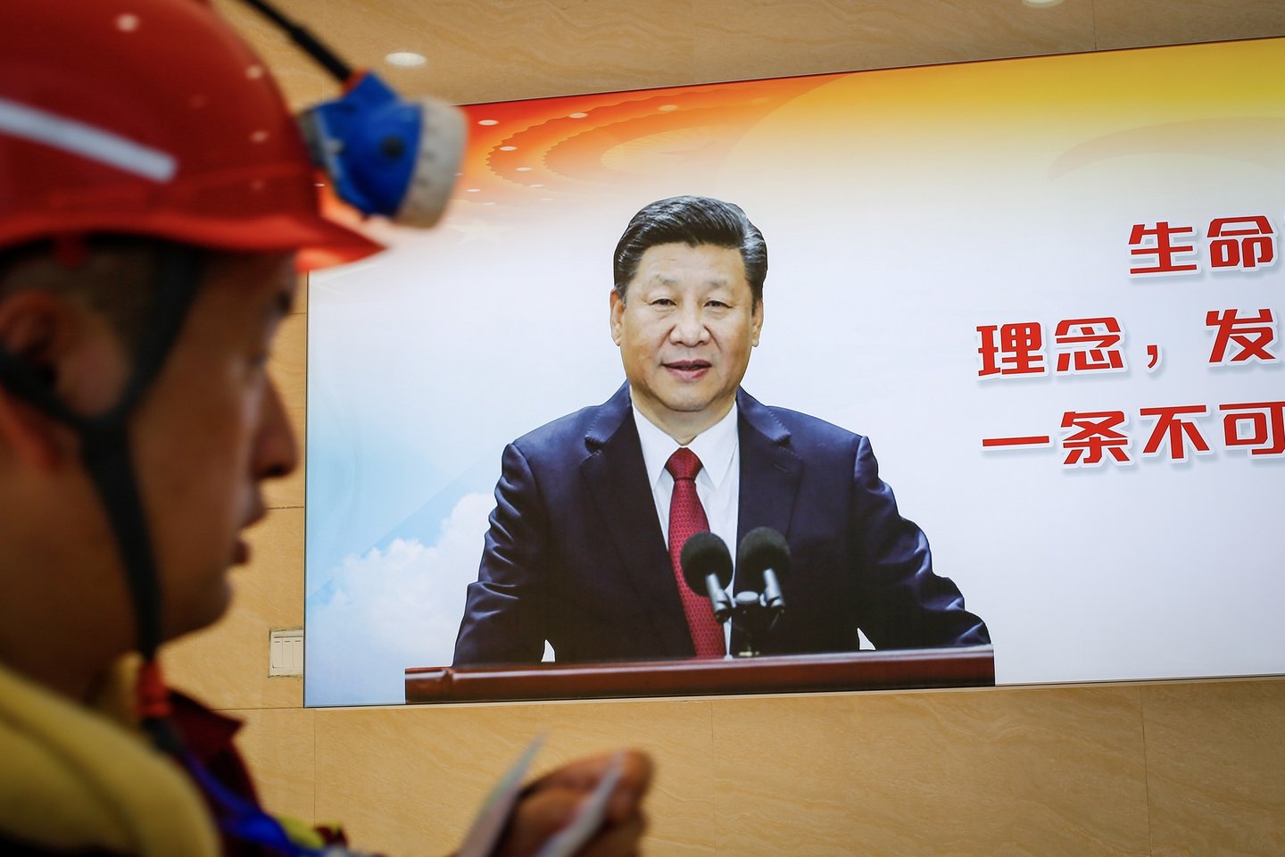 China rejeita “Guerra Fria silenciosa da IA” com os EUA