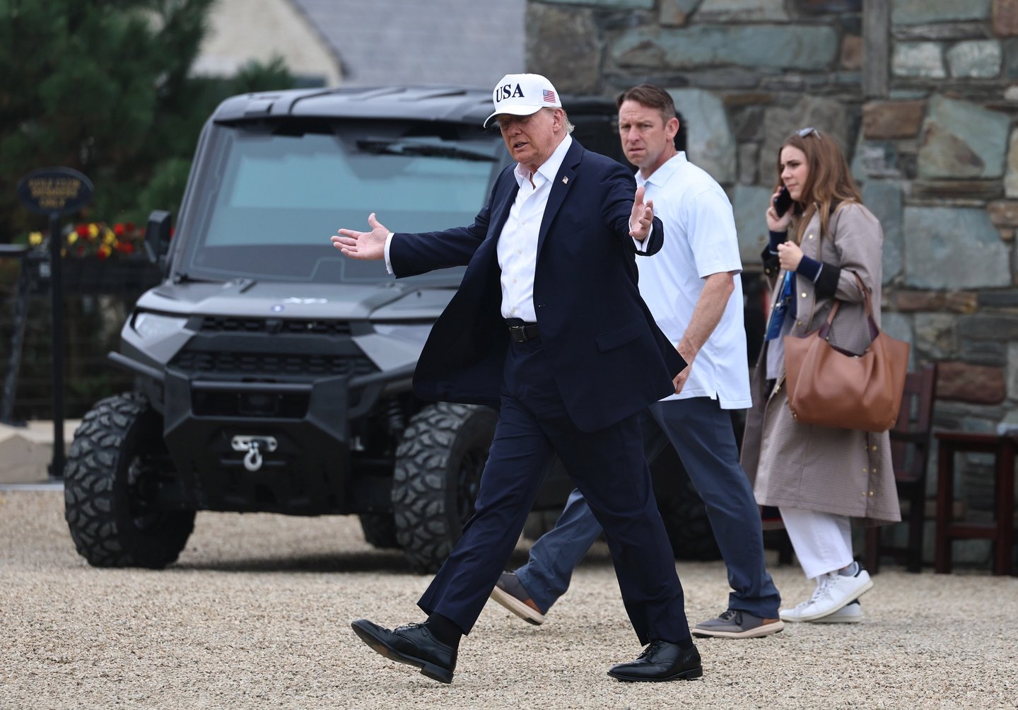 Alertas sobre IA. Trump critica “forças negativas”