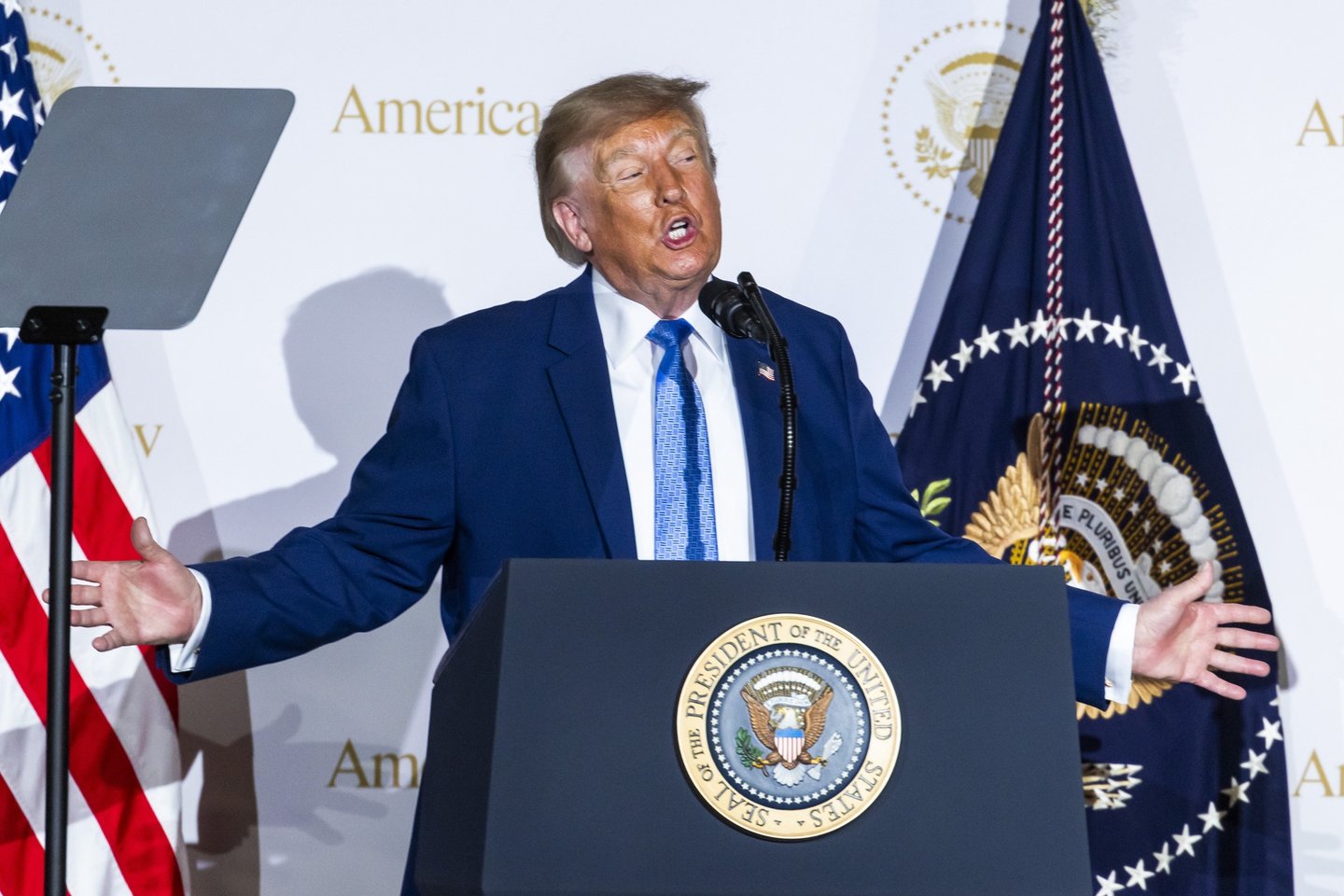 Trump lança plataforma com IA para serviços públicos