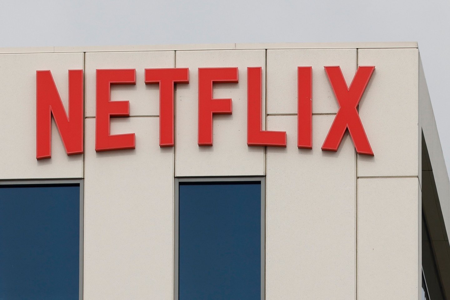 Netflix vai despedir mil funcionários