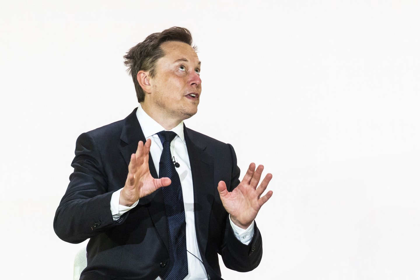 WSJ diz que Musk limitou Starshield na Ucrânia